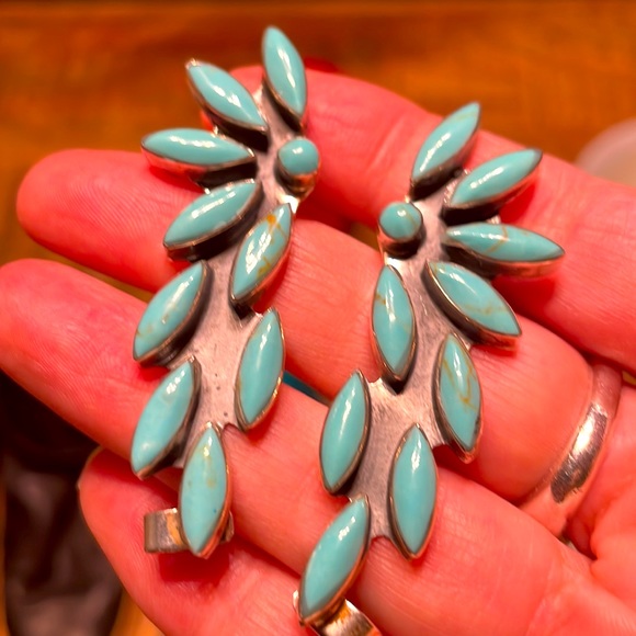 Turquoise and sterling silver climber earrings - Picture 4 of 6